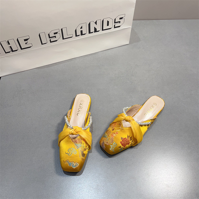 Embroidery Design Free - Fashion Women's Shoes Luxury Embroidery Model