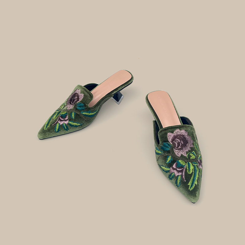 Embroidery Velour Women Shoes  - Embroidery Design Free 评论和价格