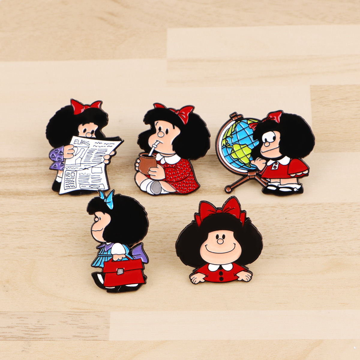 5pcs Cute Girl Enamel Pin Set  - Embroidery Illustration 评论和价格