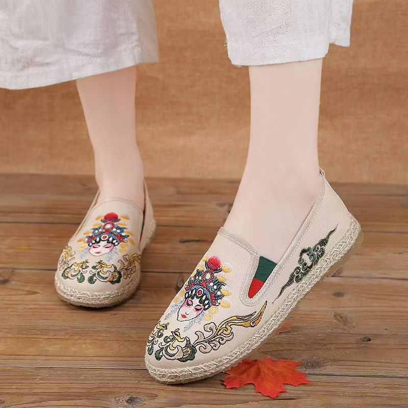 Women Flat Sole Embroidered Cl - Embroidery Shoes 评论和价格