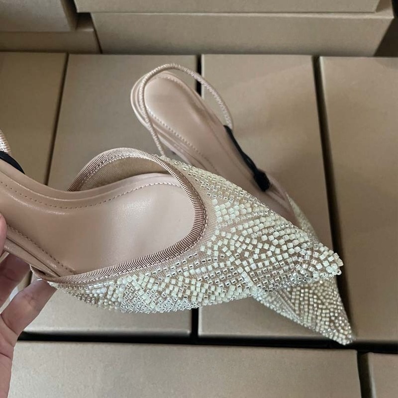 Autumn Luxury Women Dress Pump - Embroidery Design Free 评论和价格