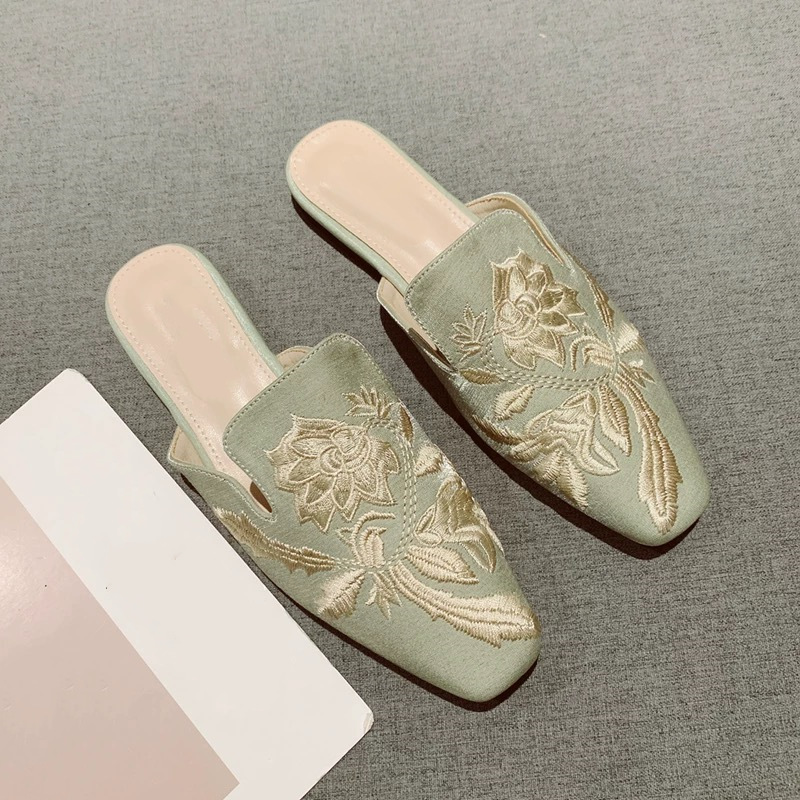 2026 New Womens Shoe Retro Emb - Embroidery Design Free 评论和价格