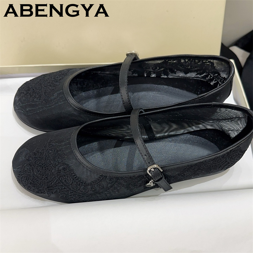 Lace Embroidery Flat Shoes for - Embroidery Design Free 评论和价格